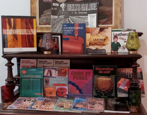 livres sur le travail du cuir