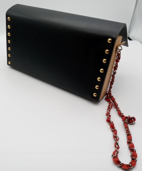 arrière du sac cuir noir de Geneviève
